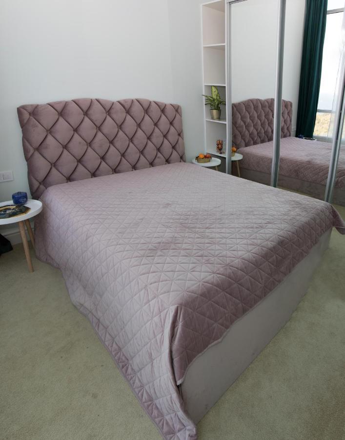 Apart Hotel Greenwood Near Sea Одеса Екстериор снимка